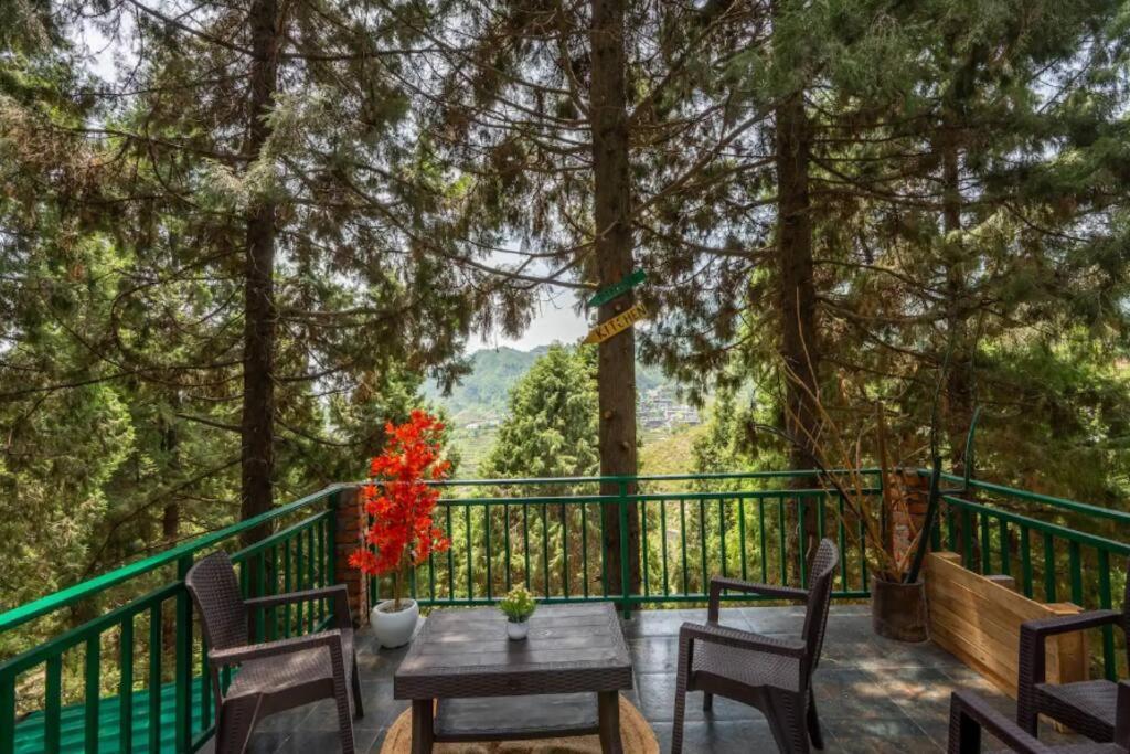The Hill Story, Entire Chalet, Offbeat,Cozy Mussoorie Zewnętrze zdjęcie